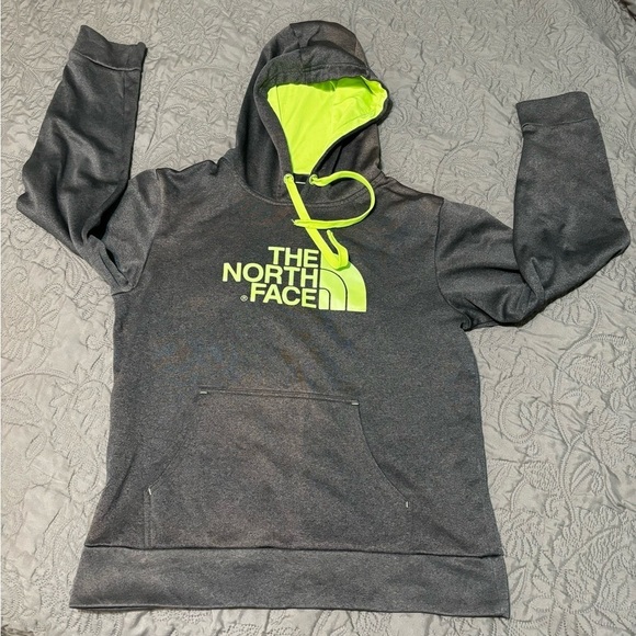 Men’s North Face Hoodie - Picture 1 of 9